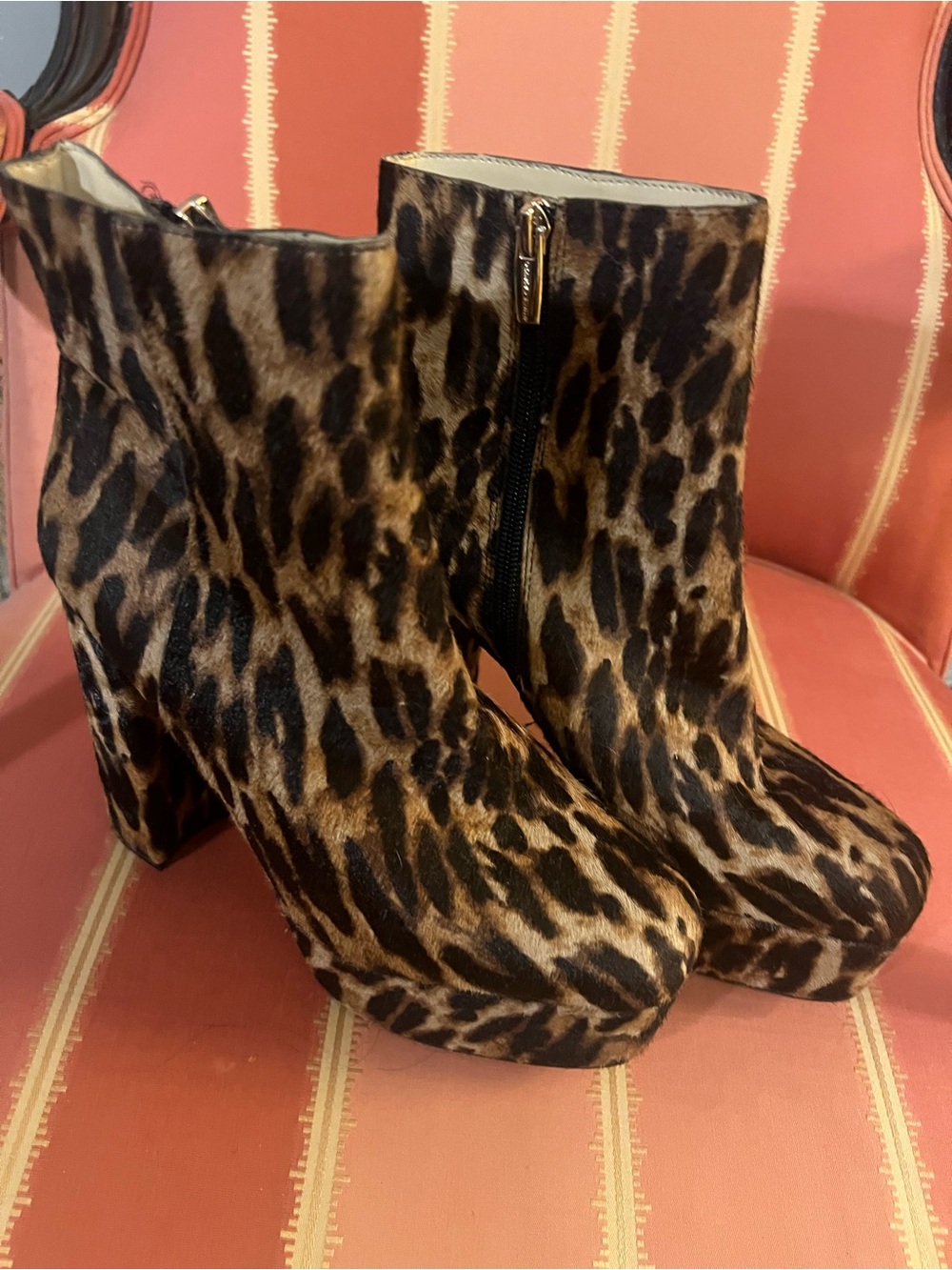 Vince Camuto “Leslieon” Leopard Platform Booties 🐆✨ Size 8M Fall Back to School